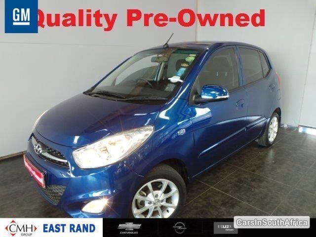 Hyundai i10 Manual 2012 - image 2