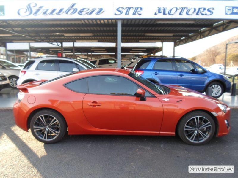 Toyota 86 Manual 2014 - image 2