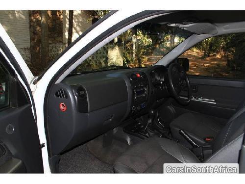 Isuzu KB Series Manual 2008 - image 3