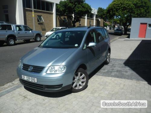 Volkswagen Touran Manual 2006 - image 3