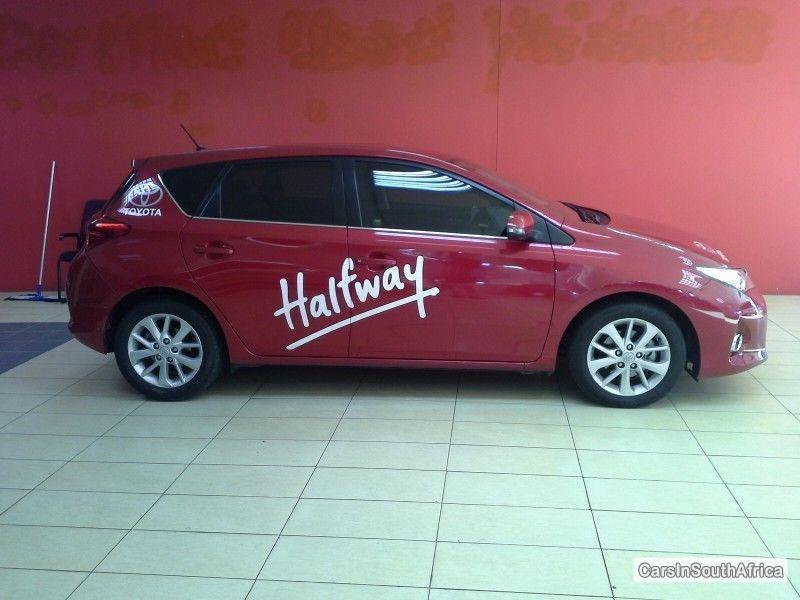 Toyota Auris Automatic 2013 in Western Cape