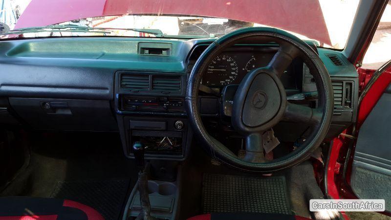 Mazda 323 1999 - image 3