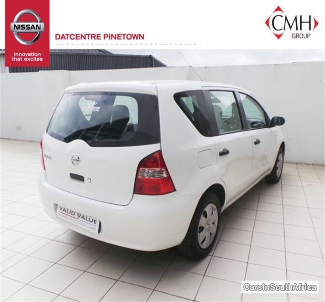 Nissan Livina Manual 2013 - image 3