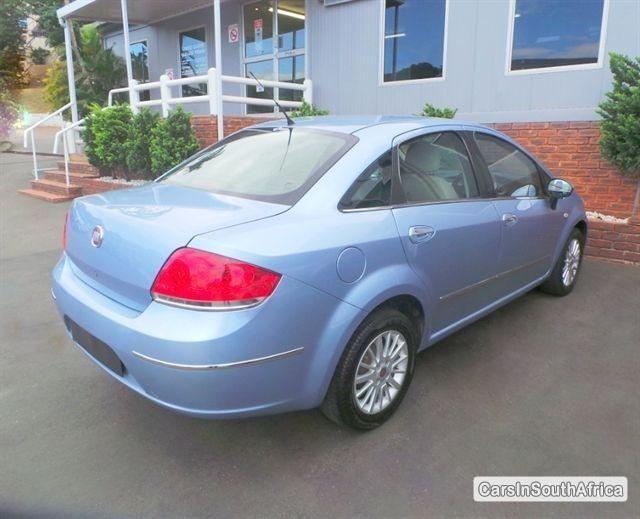 Fiat Linea Manual 2009 - image 3