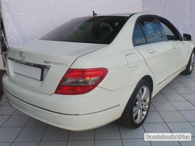 Mercedes Benz C-Class Manual 2009 in KwaZulu Natal