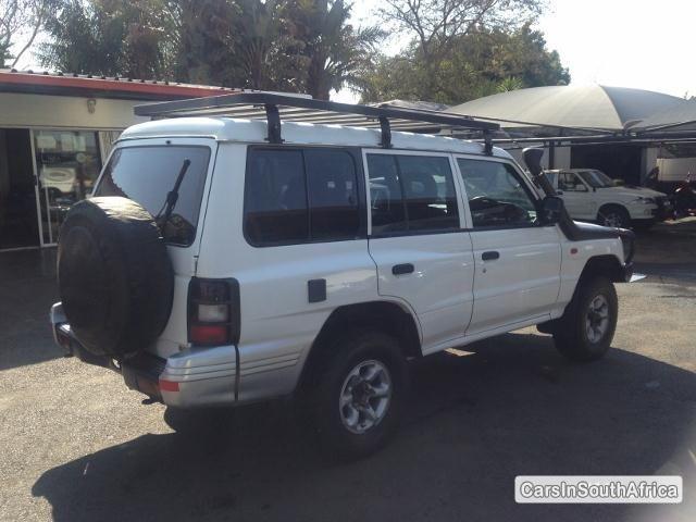 Mitsubishi Pajero Manual 2000 in Gauteng
