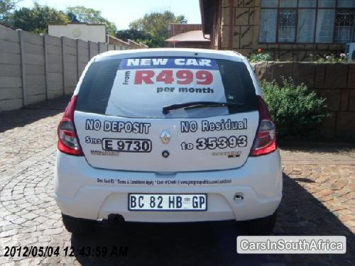 Renault 2011 - image 4