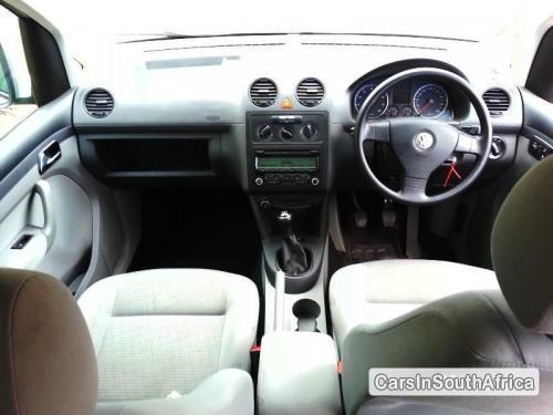 Volkswagen Kombi Manual 2010 - image 4