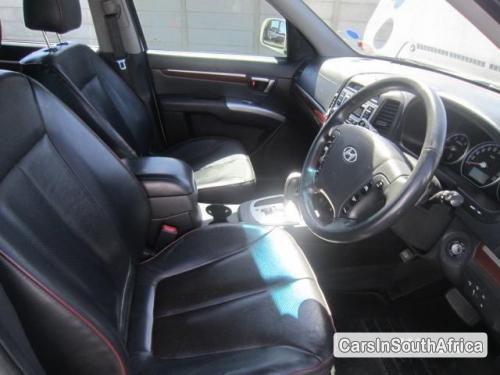 Hyundai Santa Fe Automatic 2009 - image 4