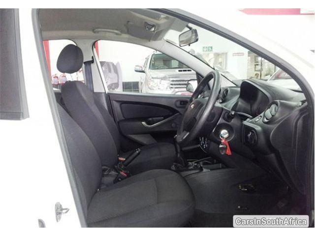 Ford Figo Manual 2014 - image 4