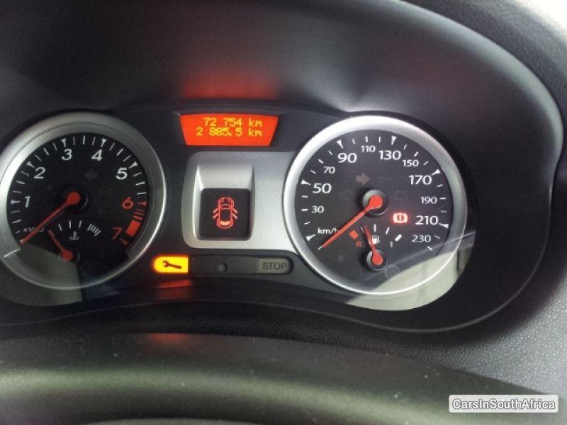 Renault Clio Manual 2011 in South Africa