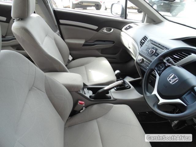 Honda Civic Manual 2015 - image 4