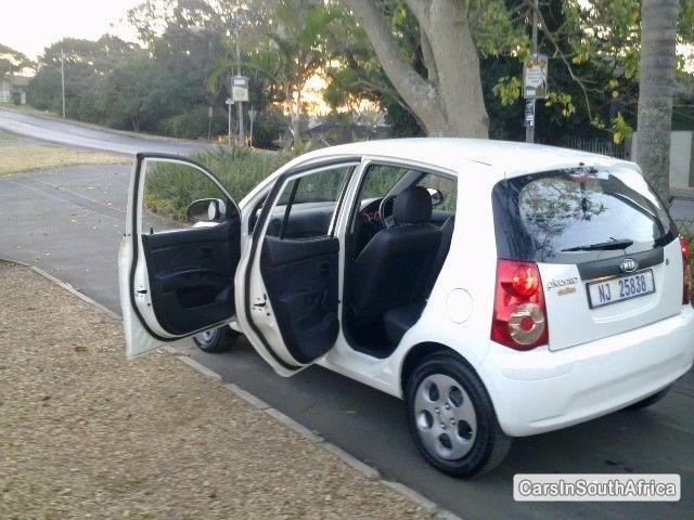 Kia Picanto Manual 2010 in South Africa