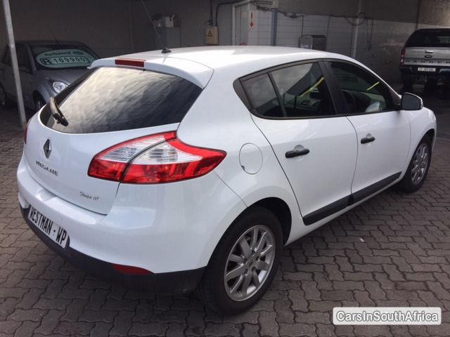 Renault Megane Manual 2011 - image 4