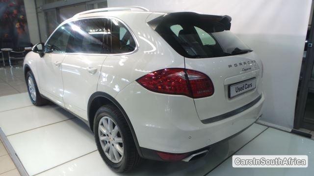 Porsche Cayenne Automatic 2011 - image 4