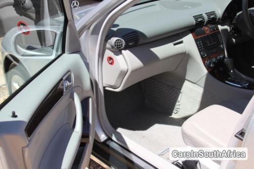 Mercedes Benz C-Class Automatic 2007 - image 5