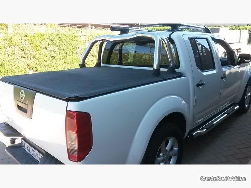 Nissan Navara Manual 2012 - image 5