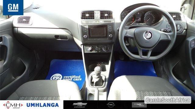 Volkswagen Polo Manual 2014 - image 5