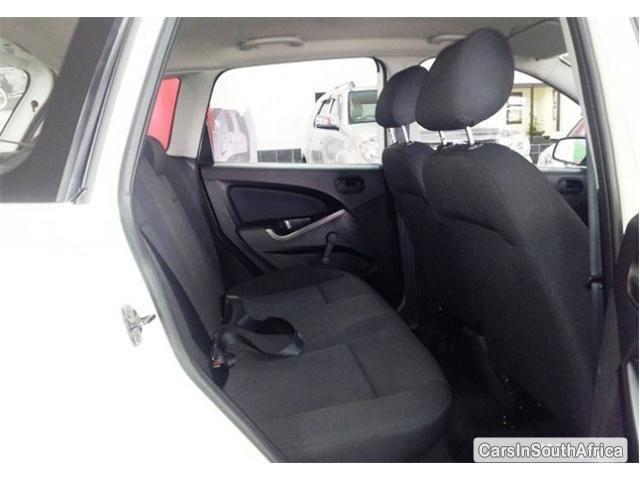 Ford Figo Manual 2014 - image 5