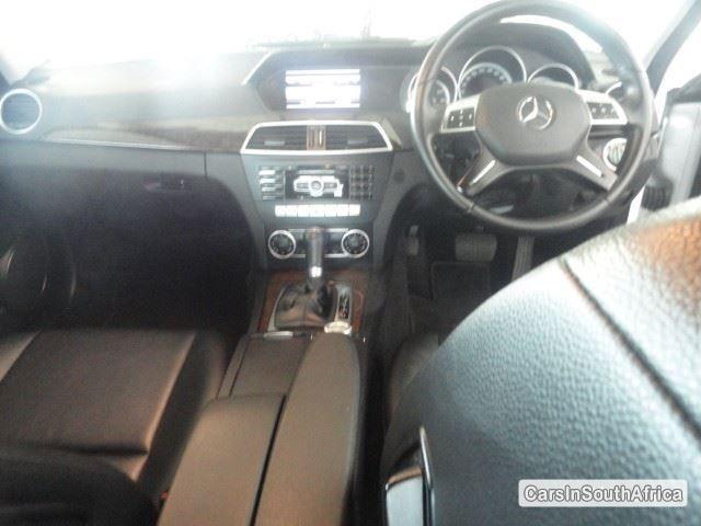 Mercedes Benz C-Class Automatic 2013 - image 5