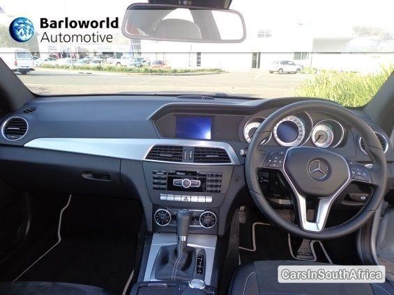 Mercedes Benz C-Class Automatic 2015 - image 5