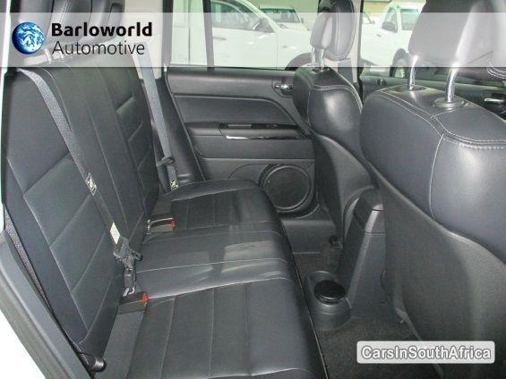 Jeep Compass Manual 2011 - image 5
