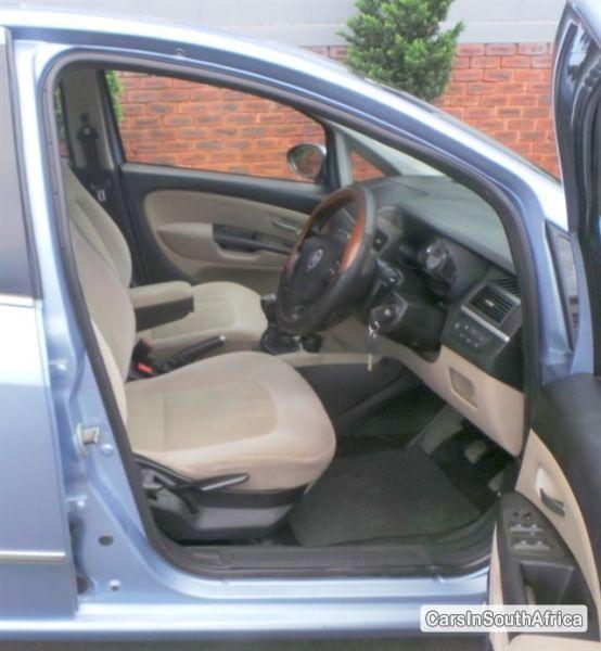 Fiat Linea Manual 2009 - image 5