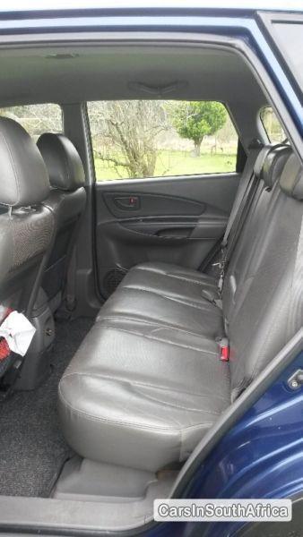 Hyundai Tucson Manual 2005 - image 5