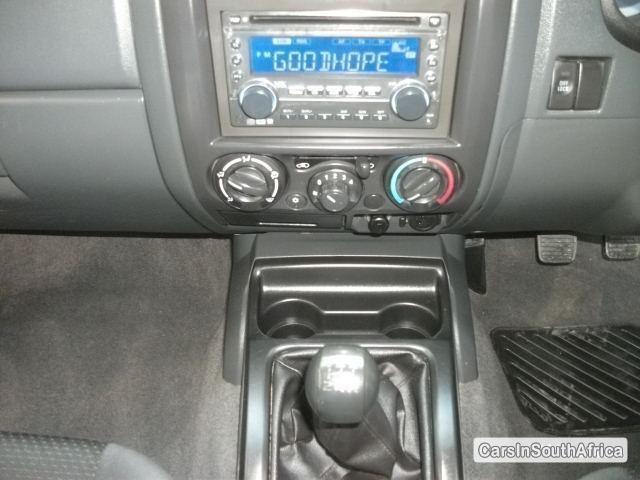 Isuzu KB Series Manual 2011 - image 5