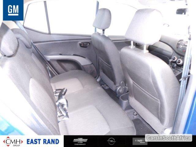 Hyundai i10 Manual 2012 - image 5