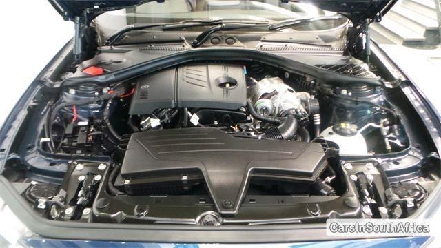 BMW 1-Series Automatic 2015 - image 6