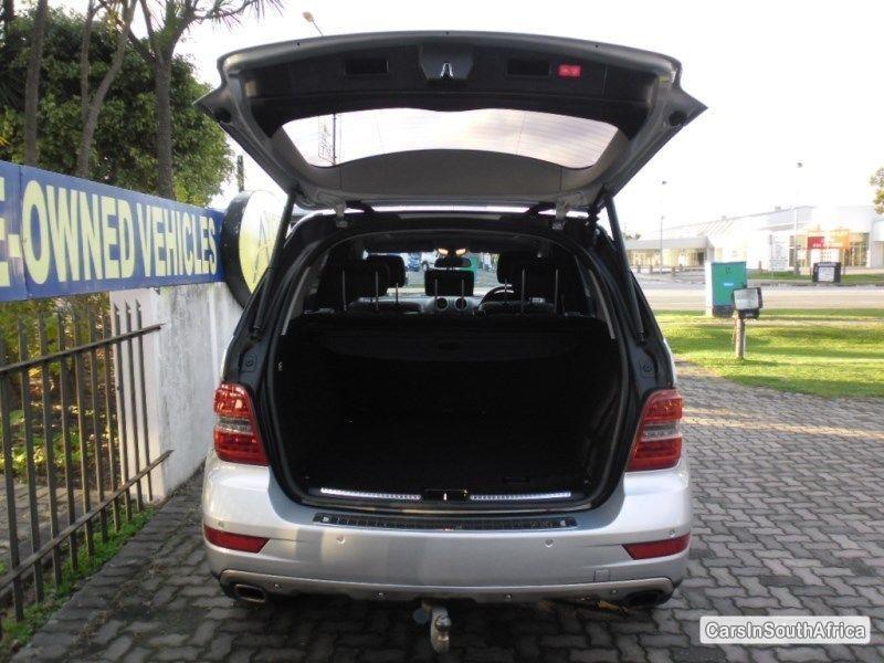 Mercedes Benz M-Class Automatic 2010 - image 6