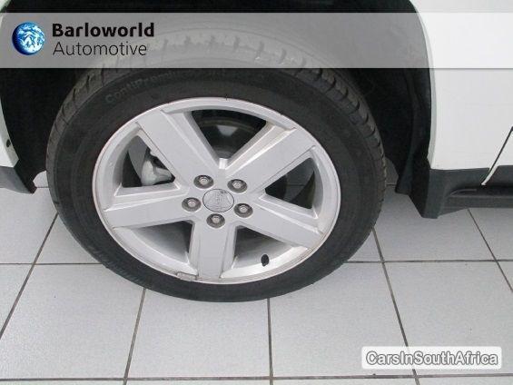 Jeep Compass Manual 2011 - image 6