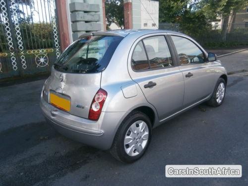 Nissan Micra 2010 - image 2