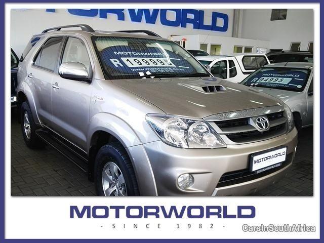 Picture of Toyota Fortuner Manual 2008