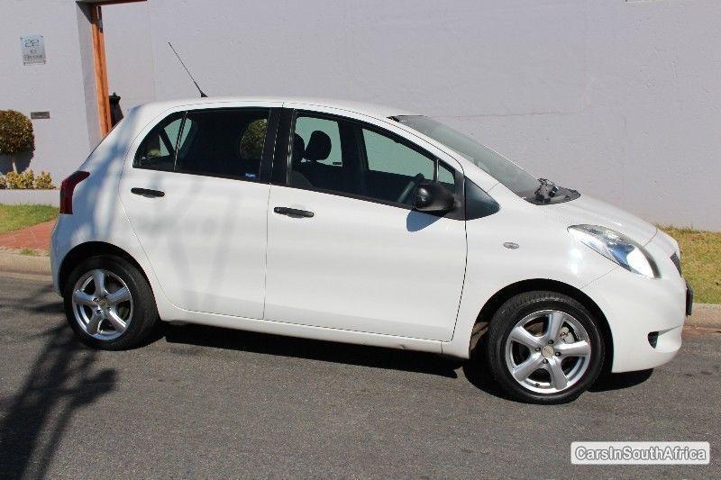 Pictures of Toyota Yaris Manual 2009