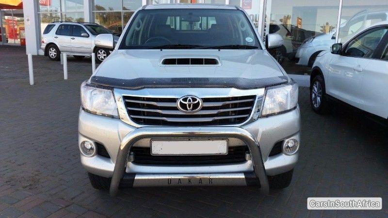 Picture of Toyota Hilux Manual 2013