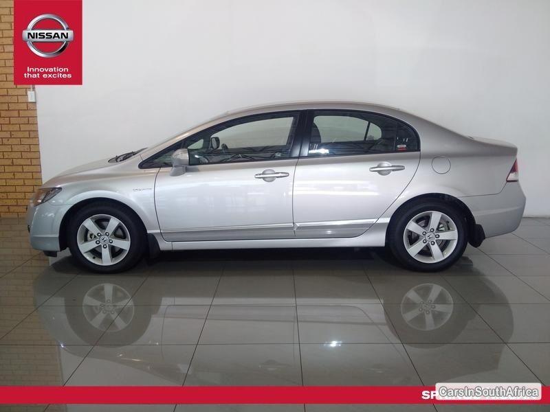 Pictures of Honda Civic Automatic 2011