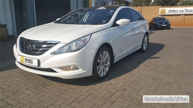 Pictures of Hyundai Sonata Automatic 2012