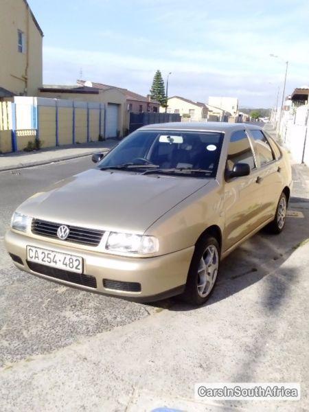 Pictures of Volkswagen Polo Manual 2001