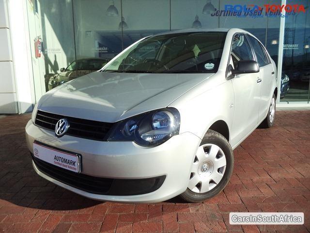Volkswagen Polo Automatic 2011