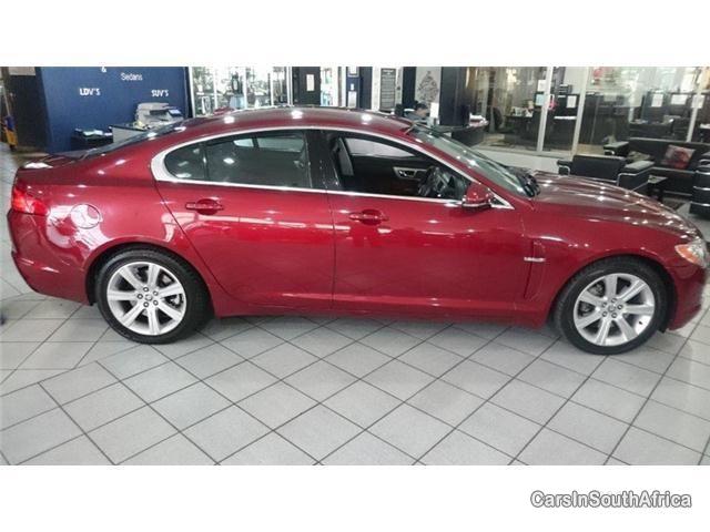 Jaguar XF Automatic 2010 - image 2