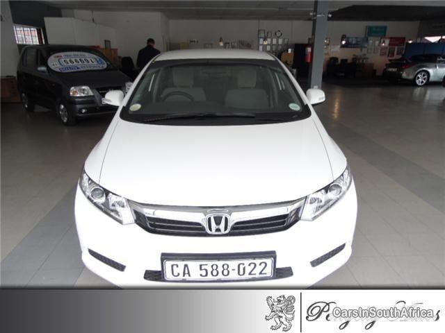 Honda Civic Manual 2012 - image 2