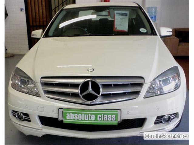 Mercedes Benz C-Class Automatic 2011 - image 2