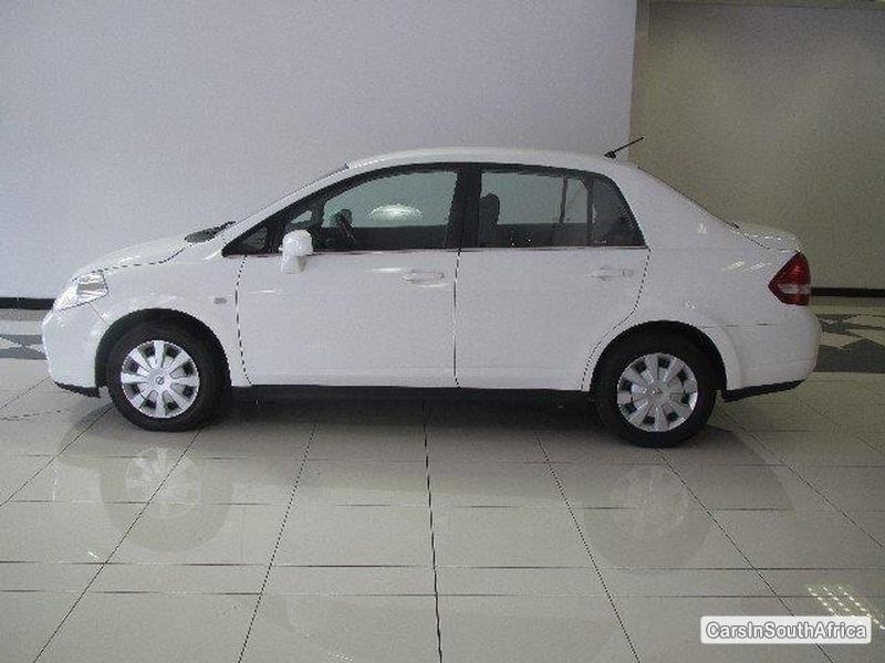 Nissan Tiida Automatic 2013