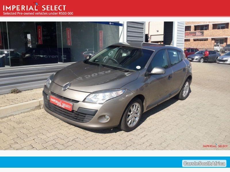 Renault Megane Manual 2011 - image 2