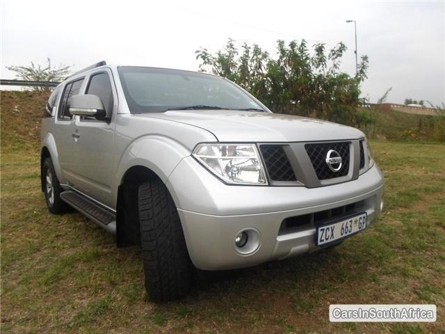 Nissan Pathfinder Automatic 2010