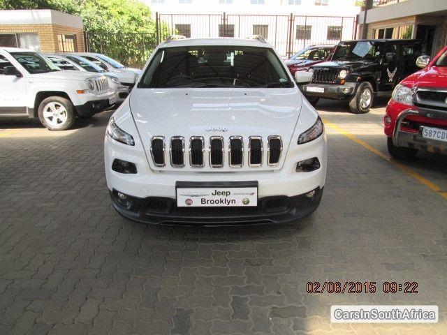 Jeep Cherokee Automatic 2015 - image 2