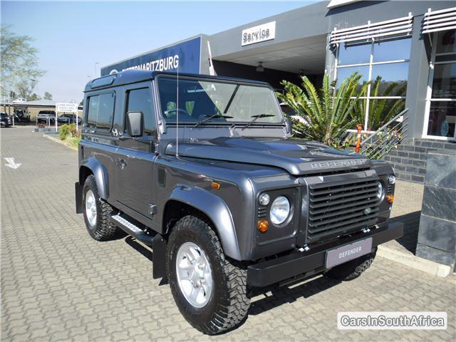 Land Rover Defender Manual 2015 - image 2