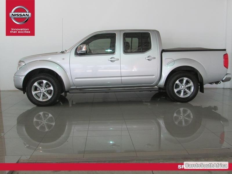 Nissan Navara Manual 2014 - image 2